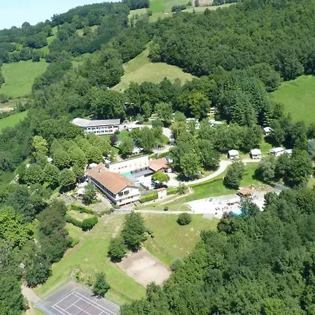 Avec Terrasse - 4 Pers. - Api-1-52-1588 * Saint-Girons (Ariege)