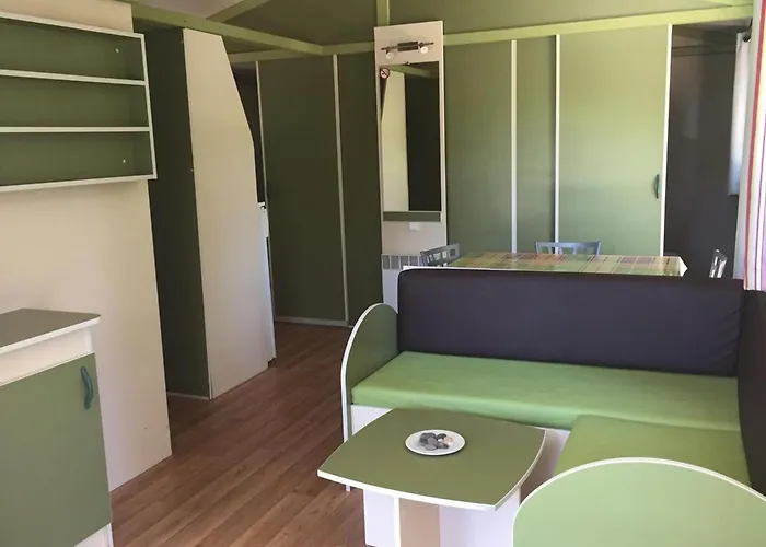 Chalet Avec Terrasse - 4 Pers. - Api-1-52-1588 *