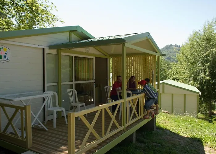 Chalet Avec Terrasse - 4 Pers. - Api-1-52-1588 Camping *